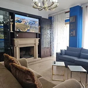 the-view-skanderbeg-square-apartment.hotels-in-tirana.com/
